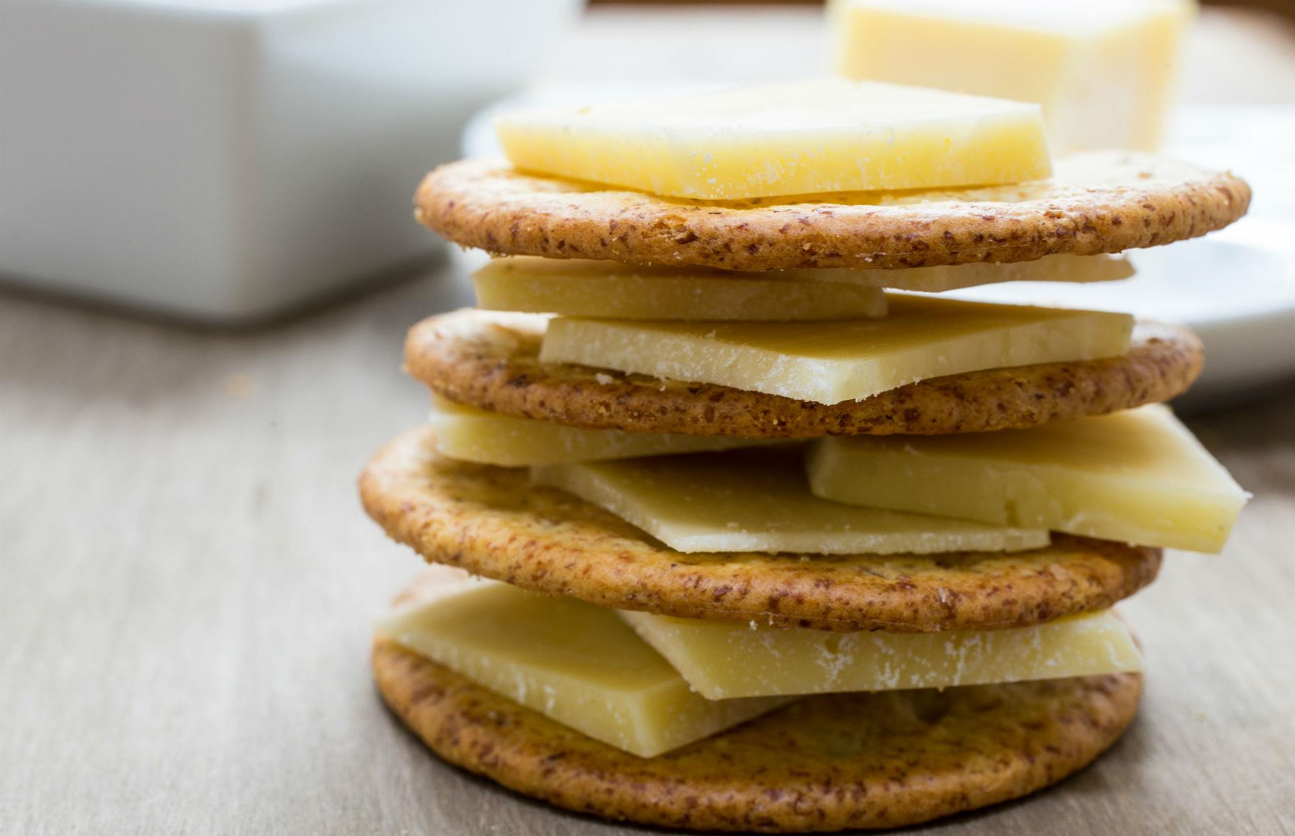 Cheese and crackers